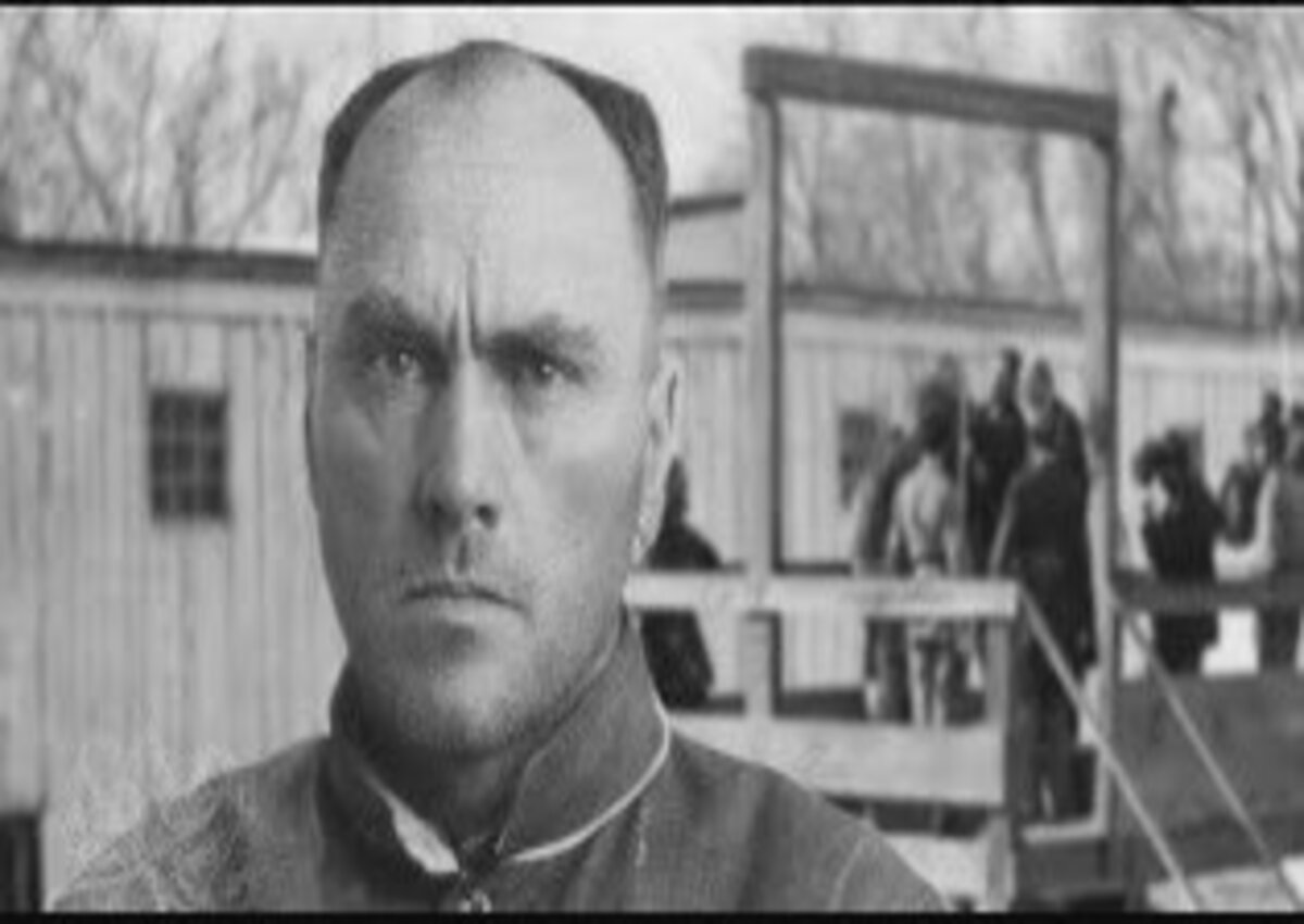 Carl Panzram pictured in the forefront with him on the gallows in the background